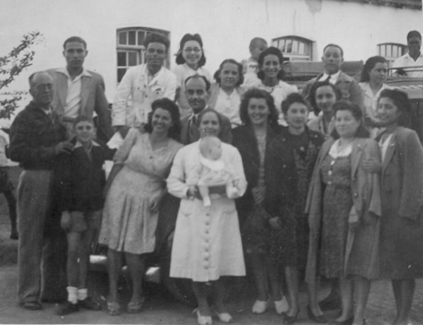 damba-grupo-de-habitantes-em-1946