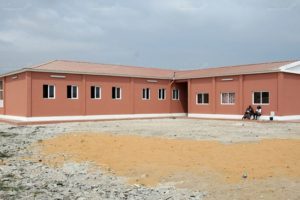 Aldeia Banza Luanda com uma nova escola primária