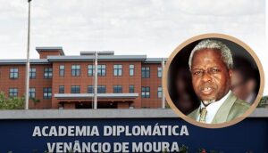venacio_de_moura_191566984560487657b441c